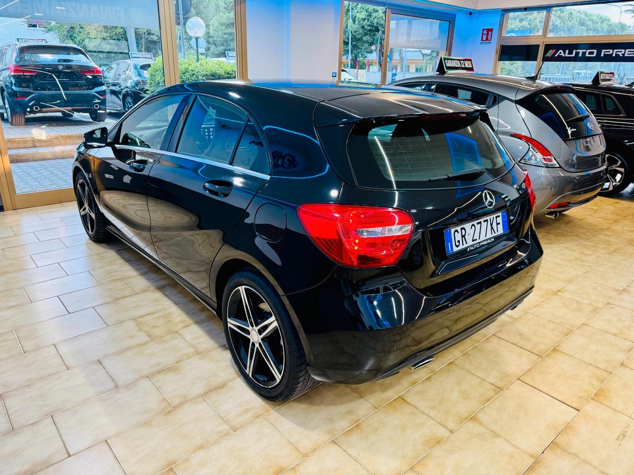 Mercedes-benz A 180 Sport 122Cv CarPlay / TouchScreen / Sedili Riscaldabili