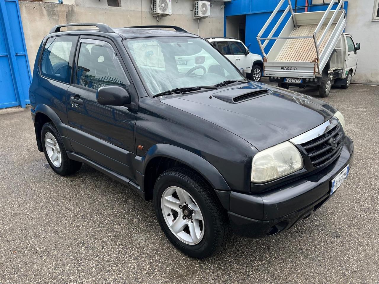 Suzuki grand vitara 3 P-2.0 td-4x4-2003