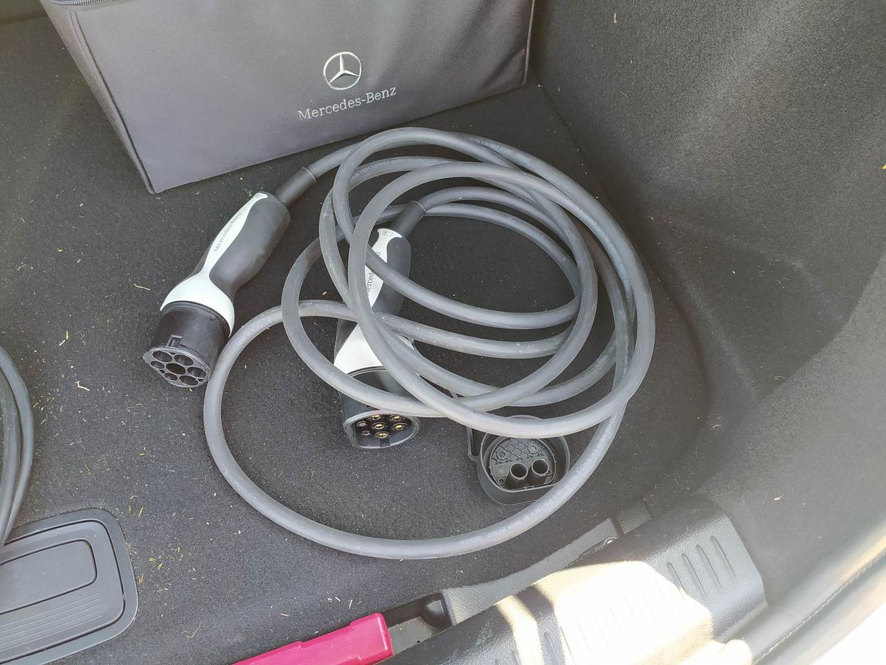 Mercedes-Benz EQA Premium A 250 E PHEV