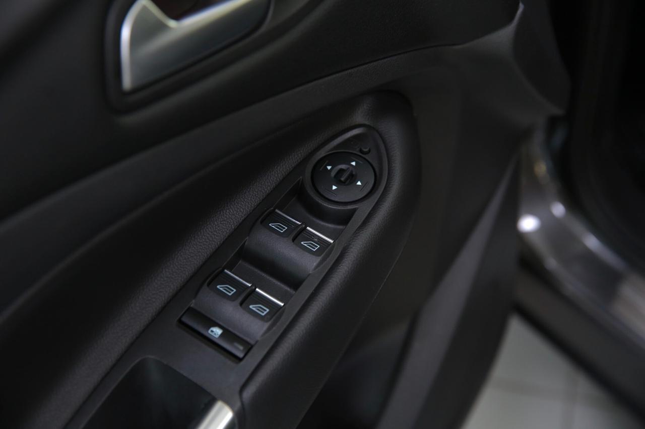 Ford Kuga 1.5 TDCI 120 cv Titanium