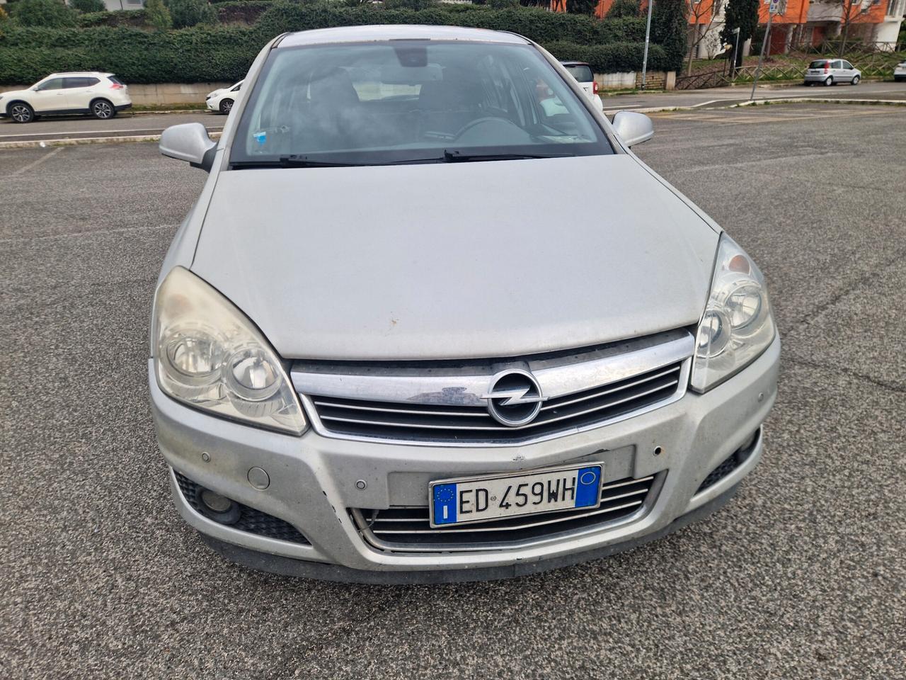 Opel Astra 1.4 GPL Fino al 2033
