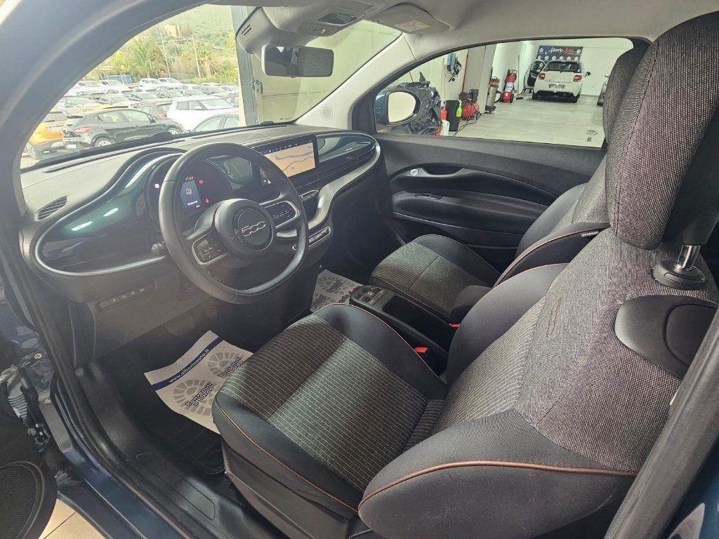 Fiat 500e Berlina 42 kWh Icon