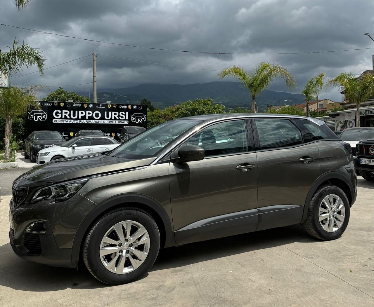 Peugeot 3008 BlueHDi 130 S&S EAT8 Business