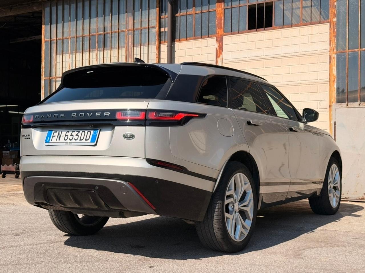 Land Rover Range Velar 2.0 TD4 180 CV R-Dynamic HSE