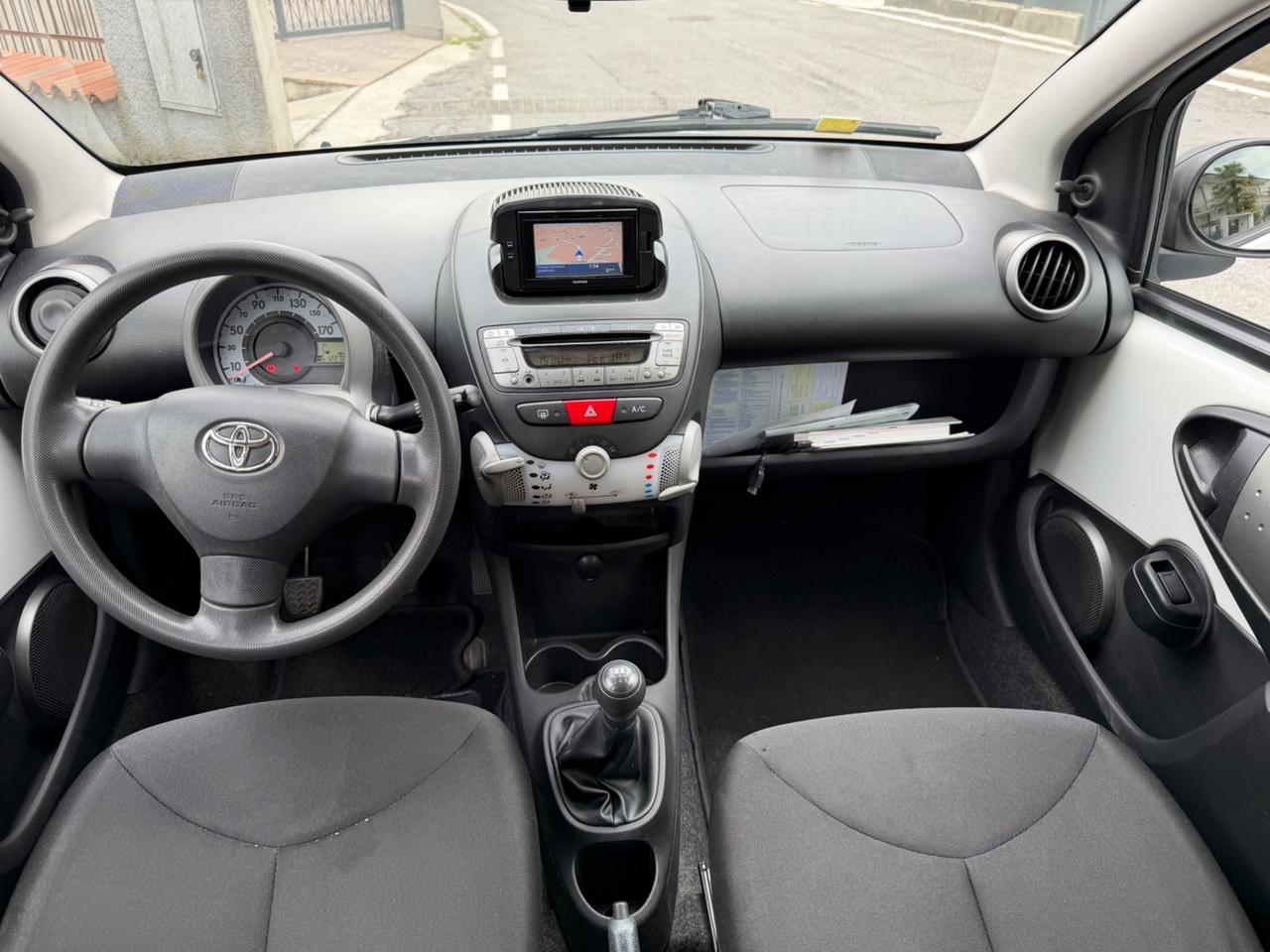Toyota Aygo 1.0 12V VVT-i 5 porte Lounge Connect