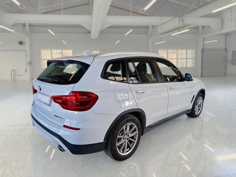 BMW X3 xDrive 30e Business Advantage Autom.
