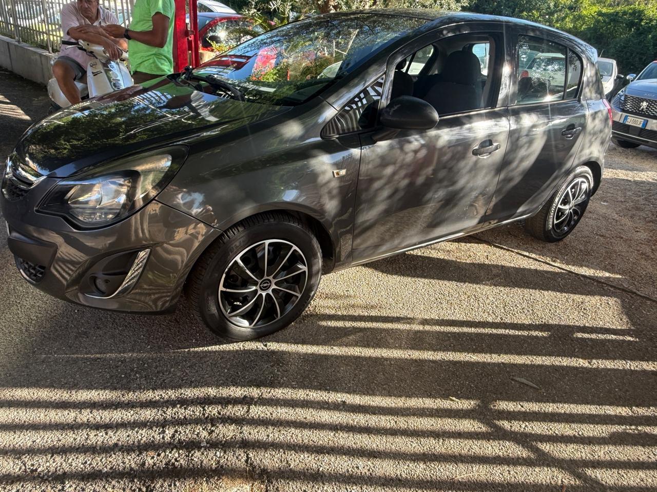 Opel Corsa 1.2 5 porte Elective