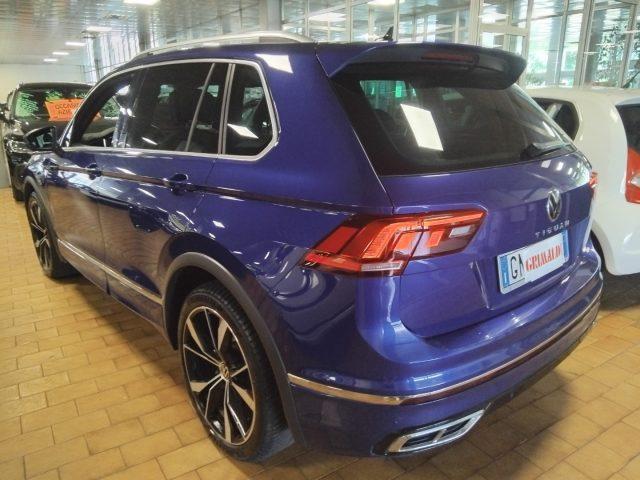 VOLKSWAGEN Tiguan 1.5 TSI DSG ACT R-Line 20" C/GRIMALDI SPECIAL DAY