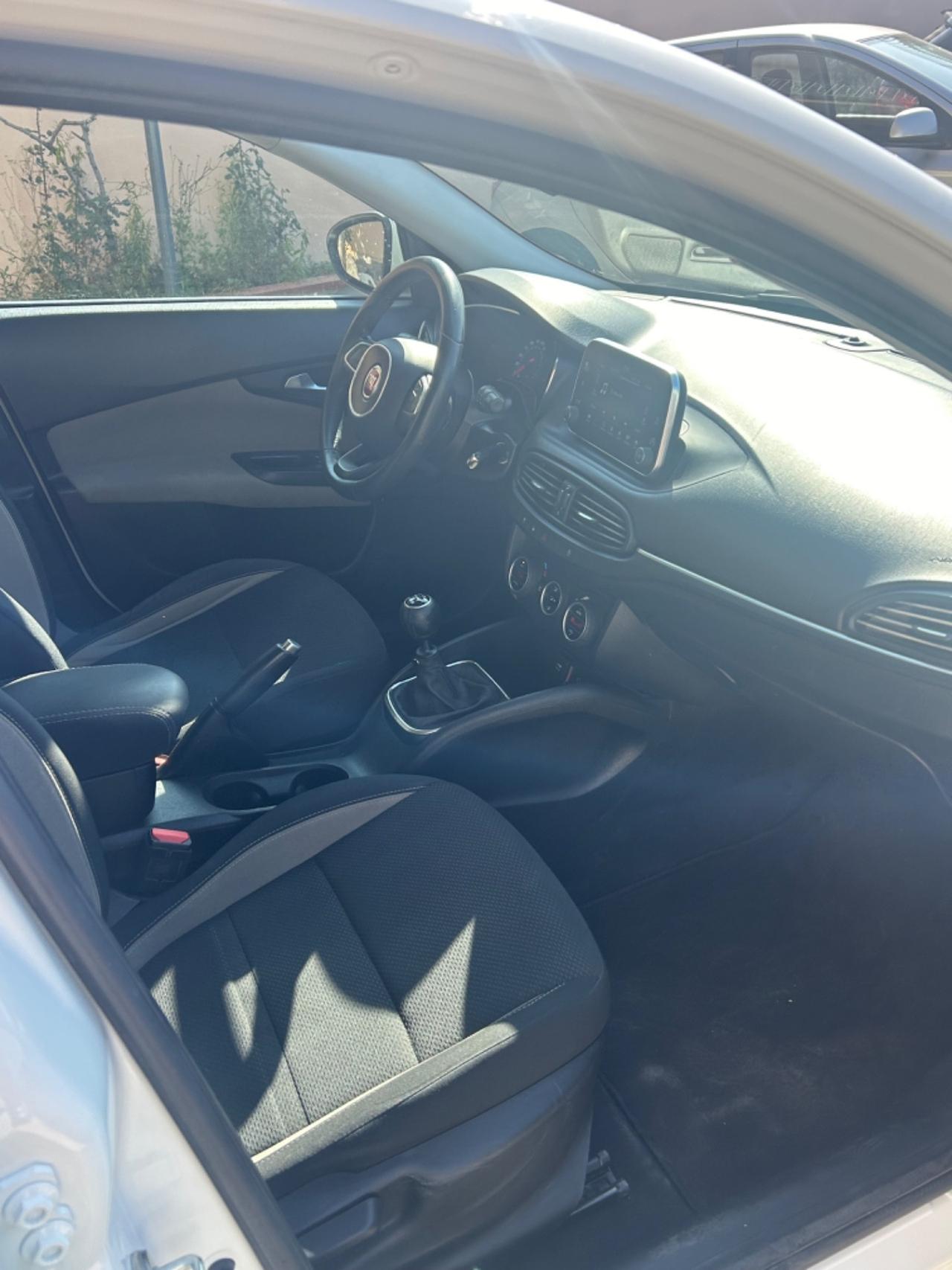 Fiat Tipo 1.6 Mjt S&S 5 porte Lounge