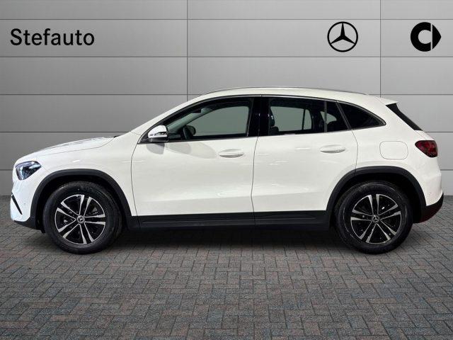 MERCEDES-BENZ GLA 180 d Automatic Advanced