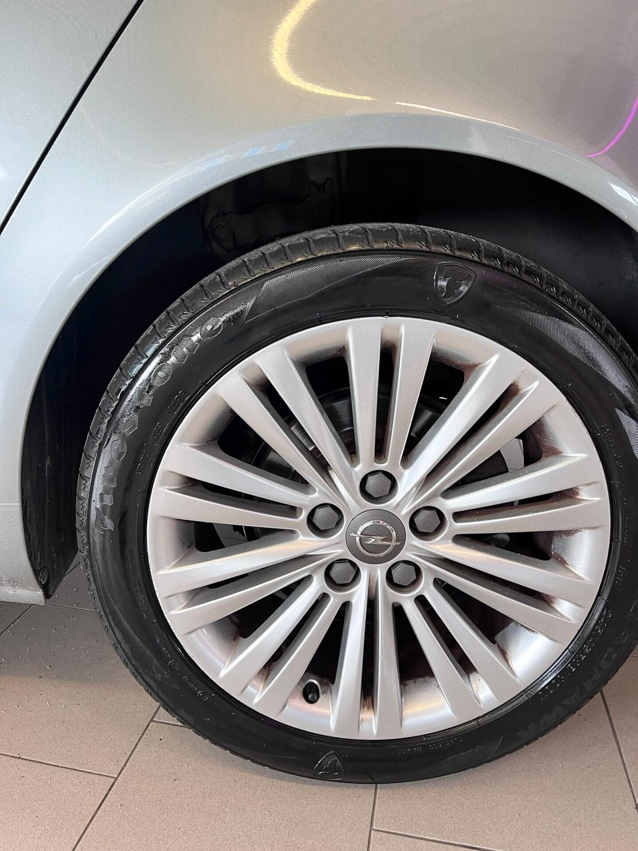 Opel Insignia 2.0 CDTI Start&Stop Sports Tourer Cosmo