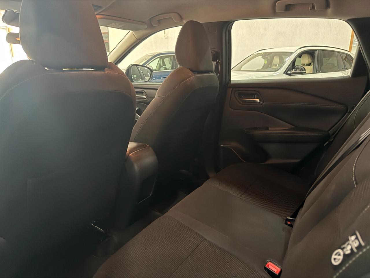 Nissan Qashqai MHEV 140 CV Business