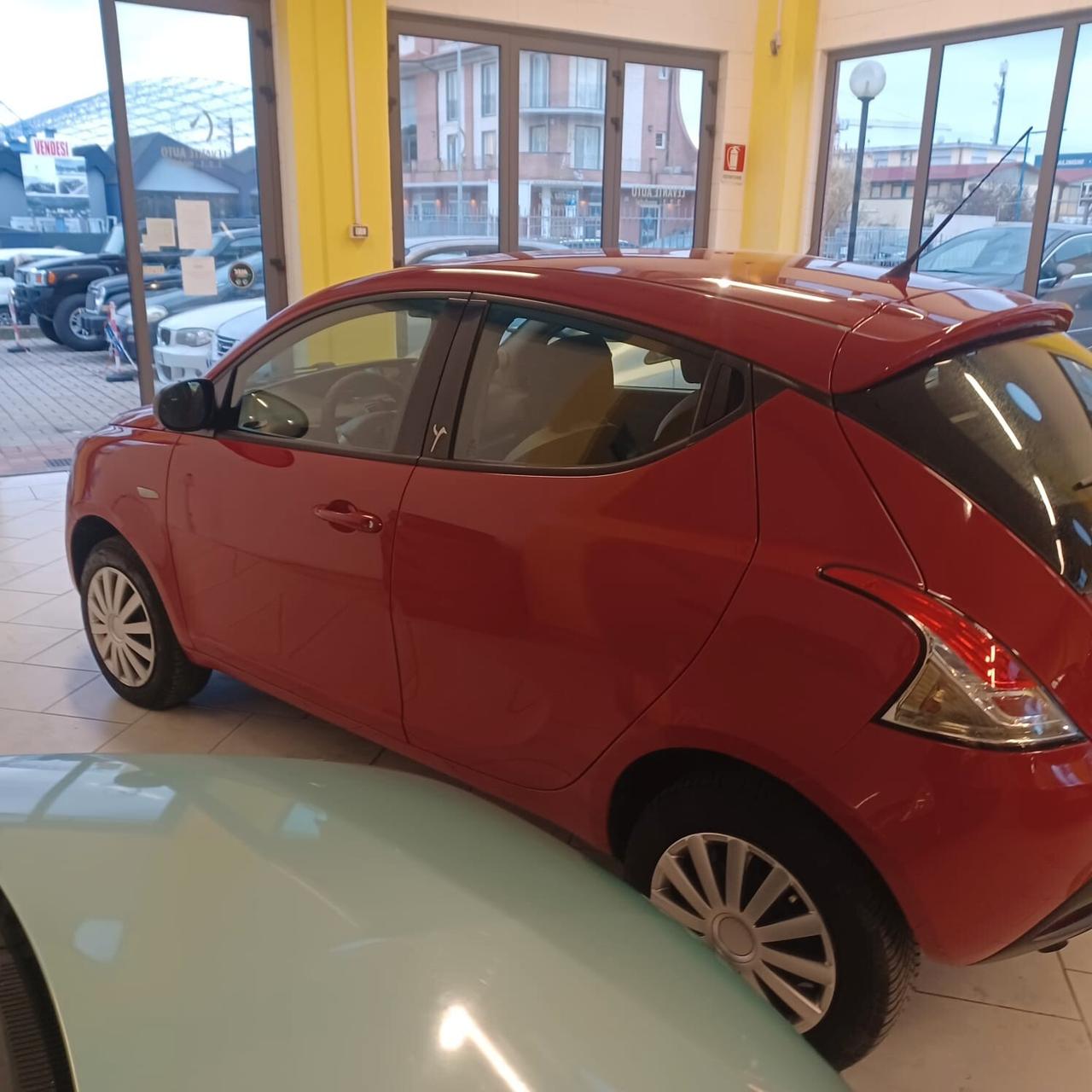 PERFETTA NEOPATENTATI LANCIA YPSILON
