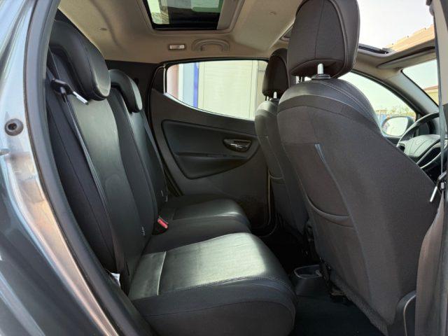 LANCIA Ypsilon Platinum automatica tettuccio apribile