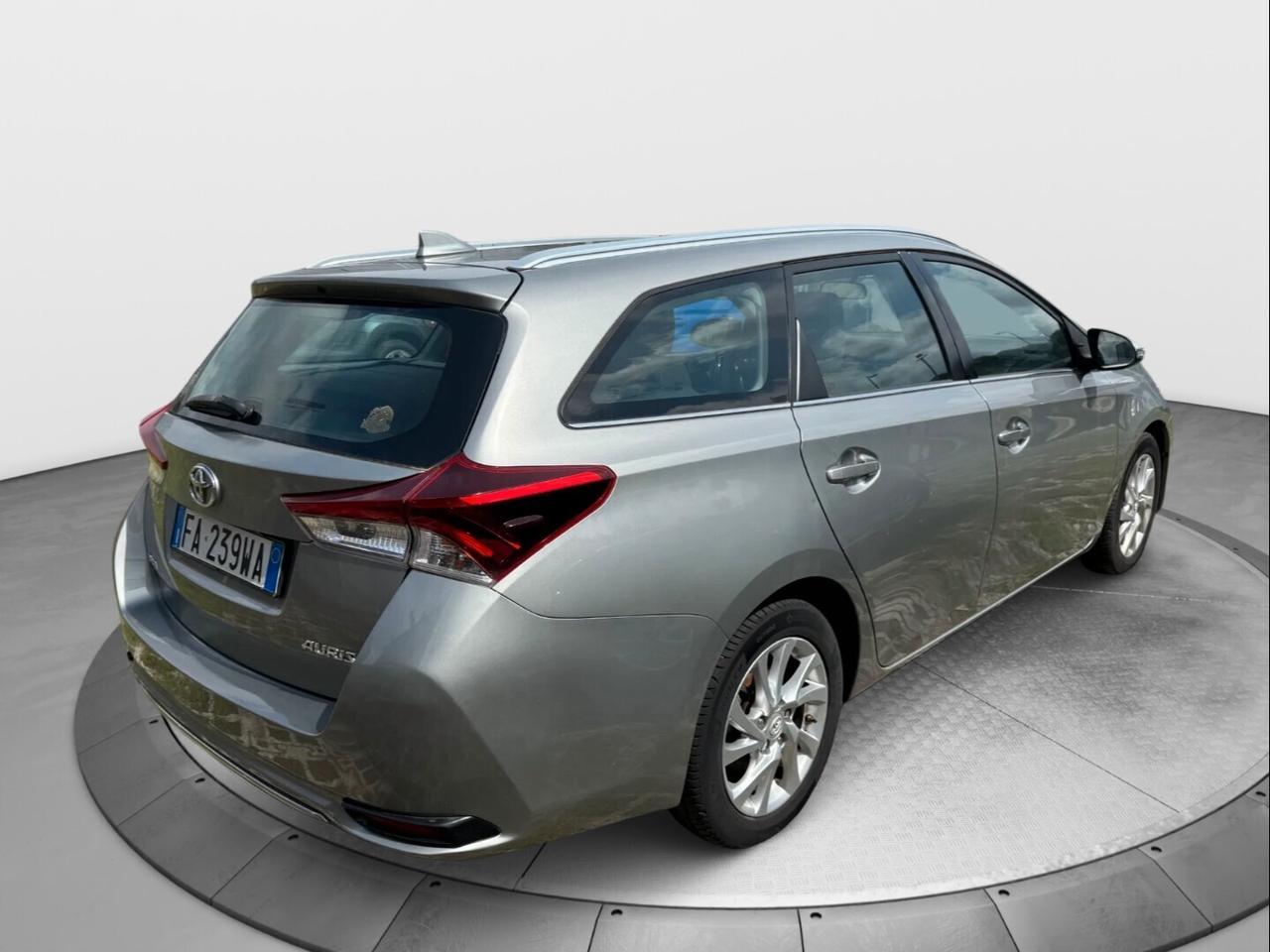 Toyota Auris SW Touring Sports 1.6cc D-4D 112cv Active