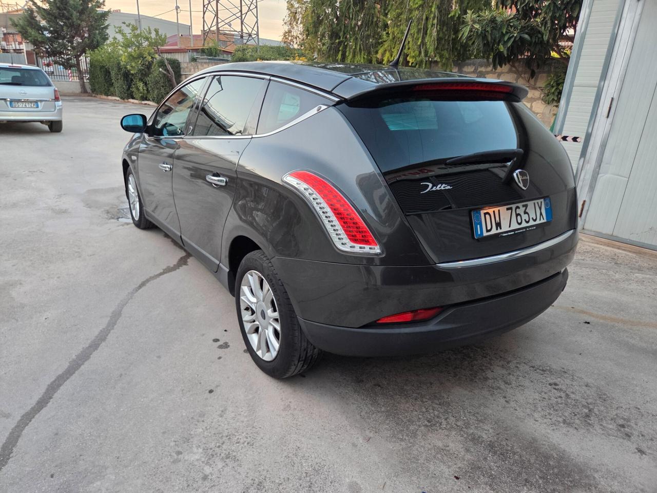 Lancia Delta 1.6 MJT DPF Platino