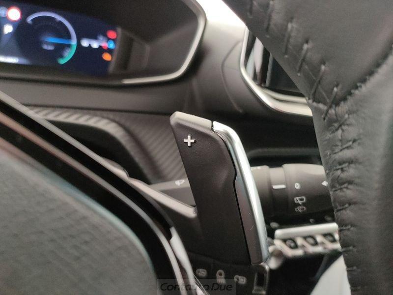 Peugeot 2008 2008 1.2 hybrid Allure 145cv e-dcs6