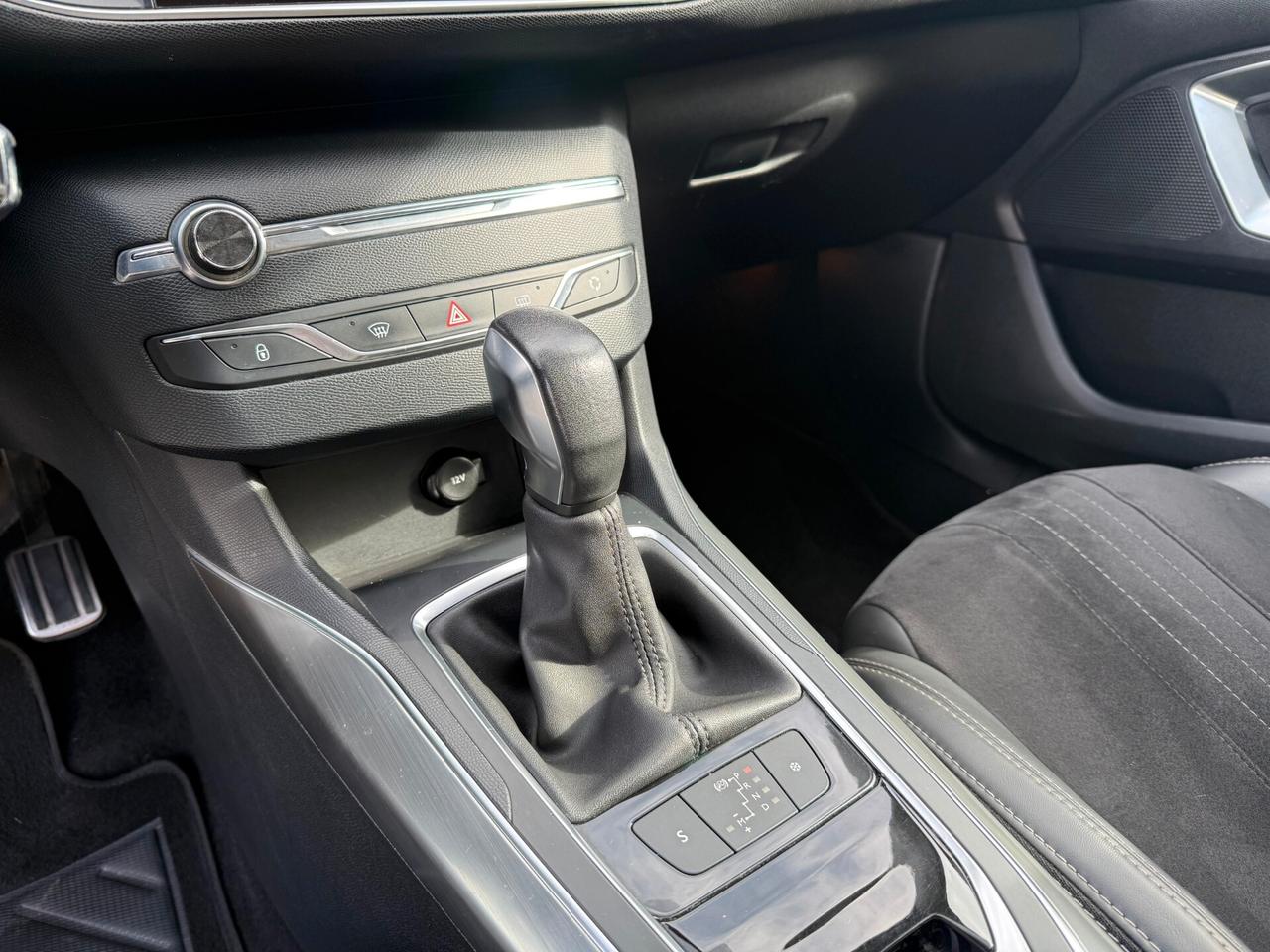 Peugeot 308 BlueHDi 120 S&S EAT6 Allure *TETTO* EURO 6