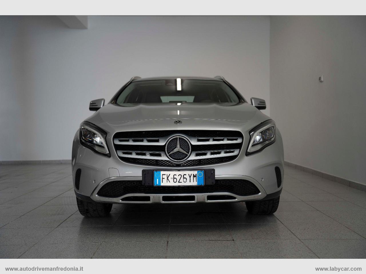 MERCEDES-BENZ GLA 220 CDI Automatic Premium
