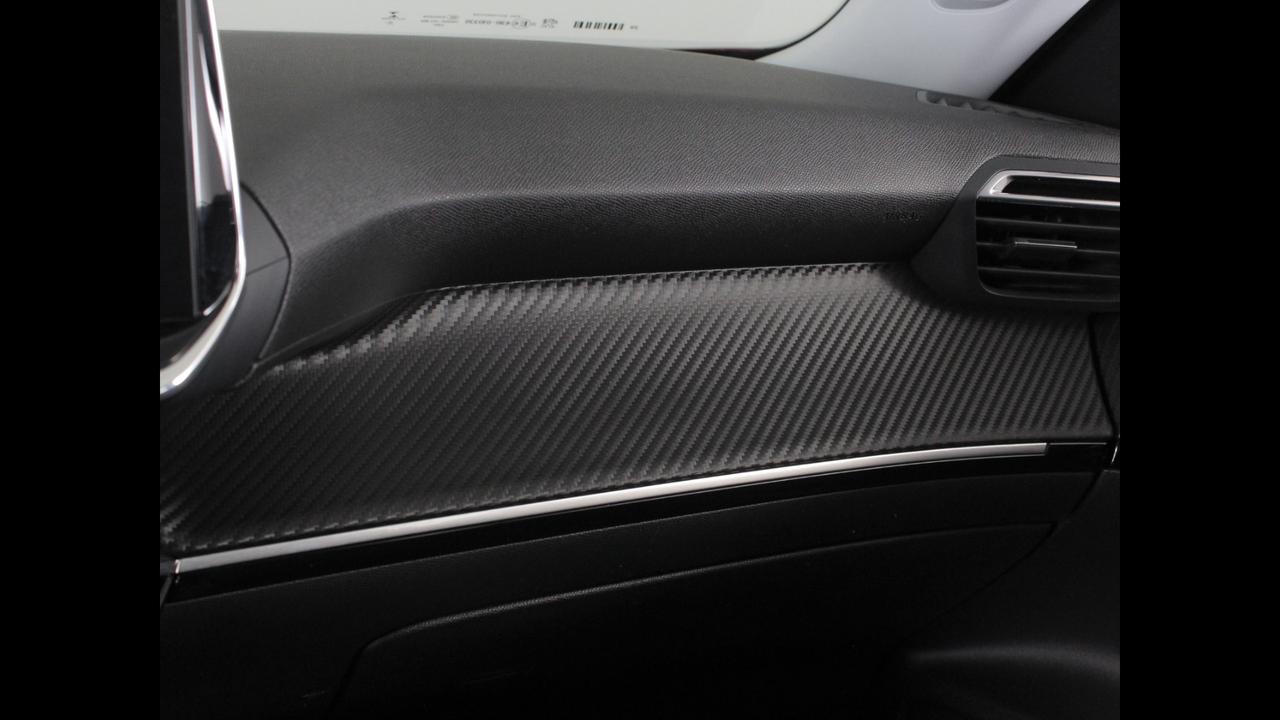 PEUGEOT 2008 II 2020 - 2008 1.2 puretech Allure Pack s&s 130cv