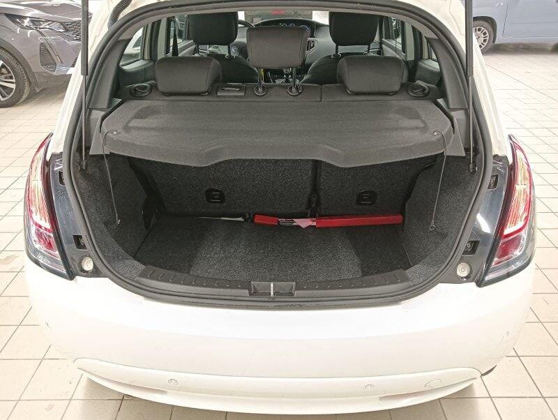 Lancia Ypsilon Ypsilon 1.0 FireFly 5 porte S&S Hybrid Ecochic Gold