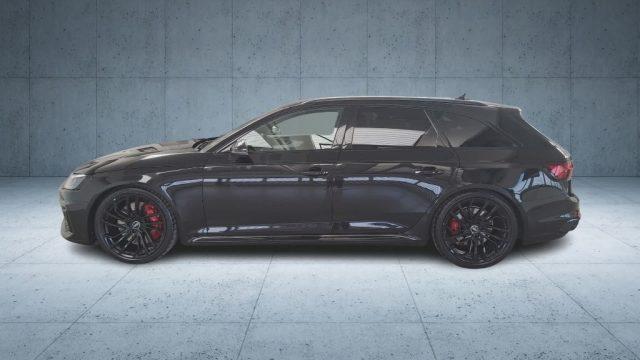 AUDI RS4 4 Avant Aut.