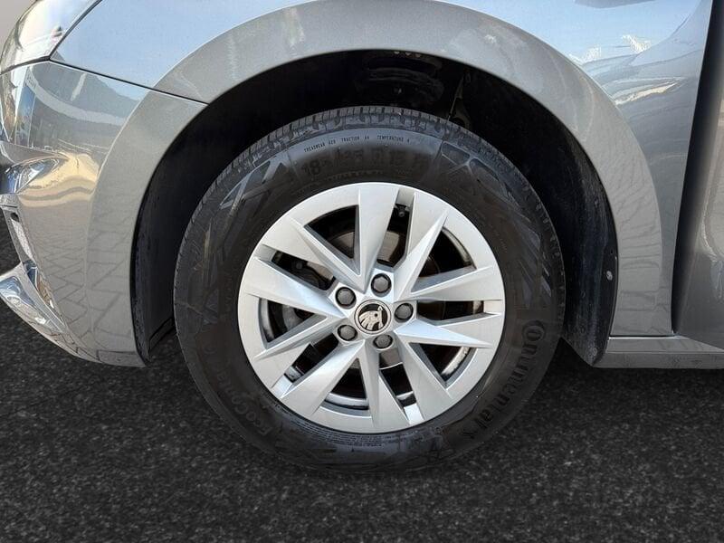 Škoda Fabia Ambition 1.0 MPI 59 kW (80 CV) 5 marce - manuale