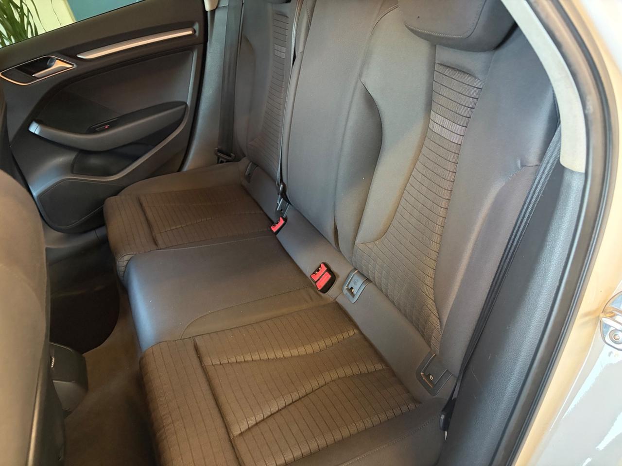Audi A3 1.6 TDI clean diesel Ambition