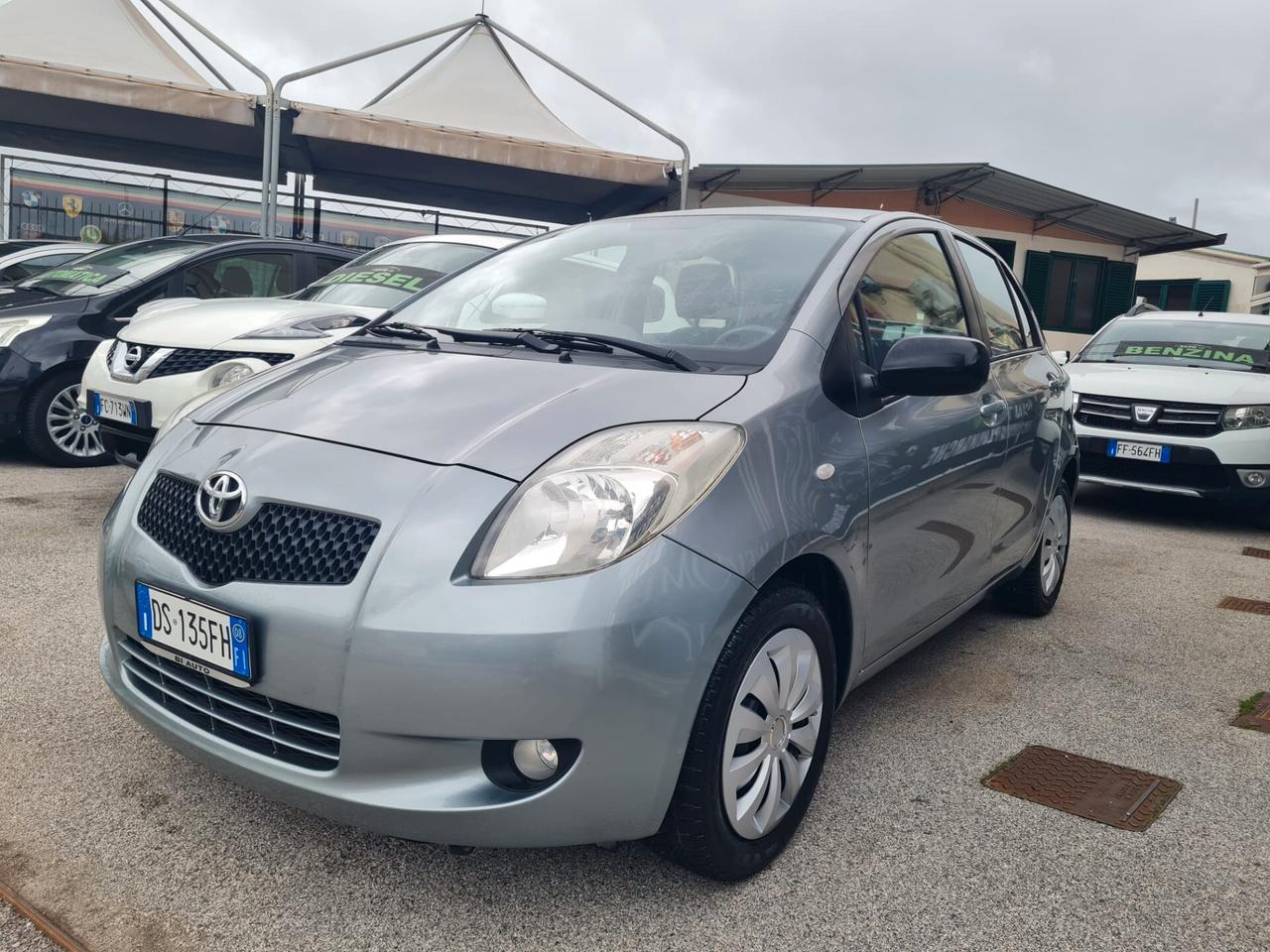 Toyota Yaris 1.3 5 porte Navi