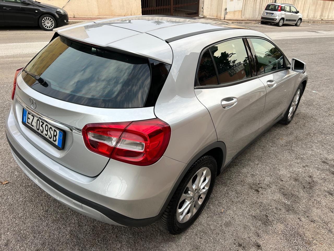 Mercedes-benz GLA 180 d Executive