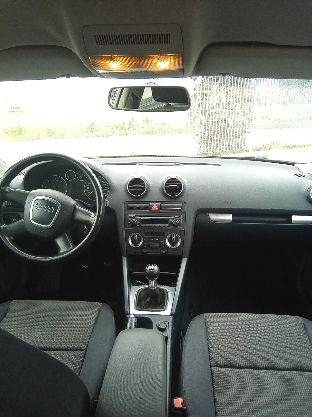 Audi A3 2.0 16V TDI Ambiente