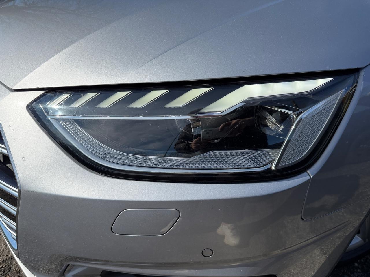 Audi A4 Avant 40 TDI S tronic line edition