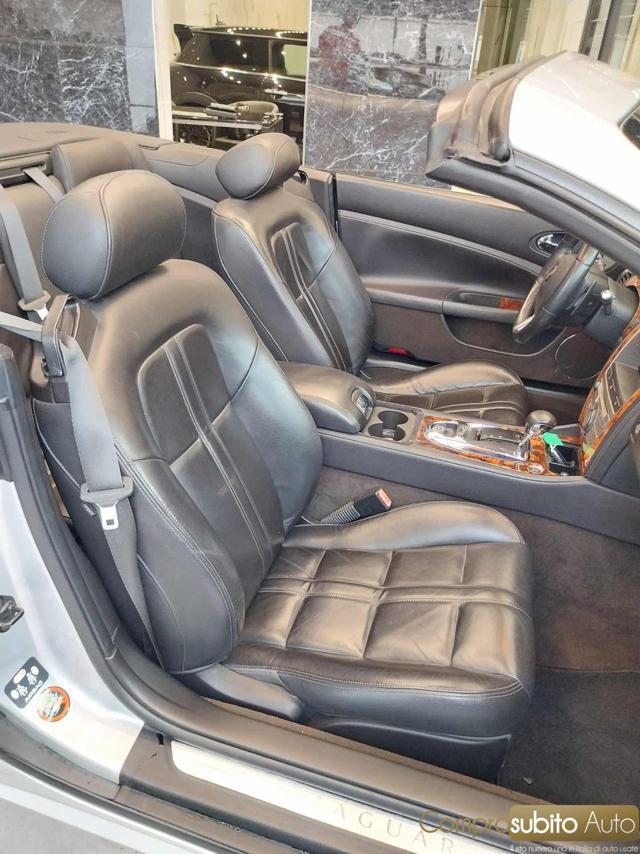 JAGUAR XK 4.2 V8 Convertibile