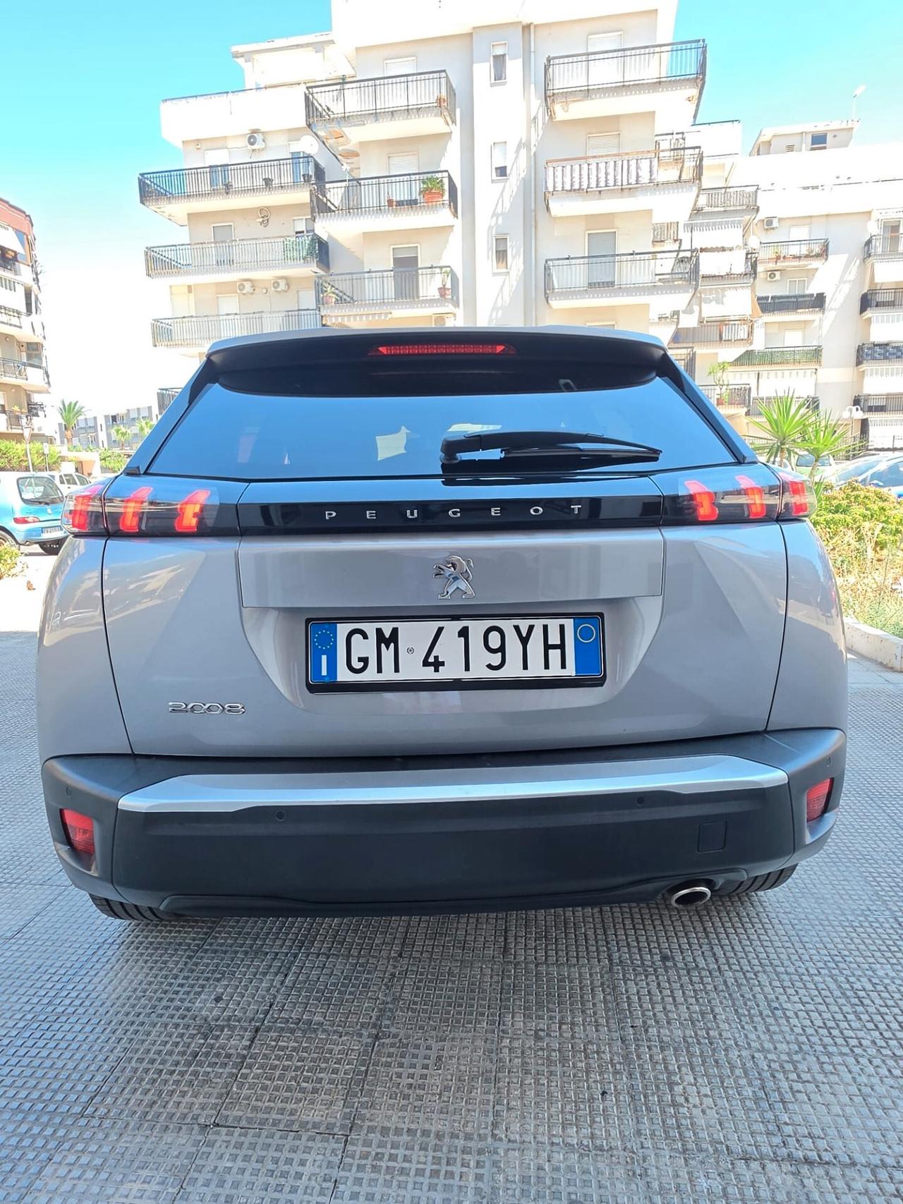 Peugeot 2008 BlueHDi 130 S&S EAT8 Allure