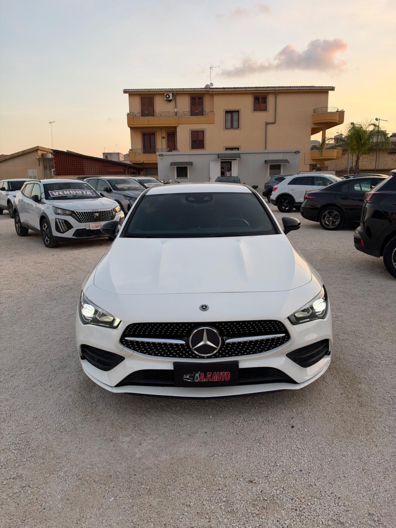Mercedes-benz CLA 200 d Automatic Premium