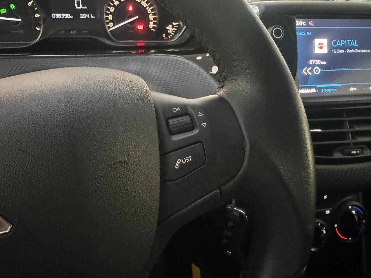 Peugeot 208 PureTech 82 Stop&Start 5 porte Allure - EDIZIONE LIMITATA: SIGNATURE