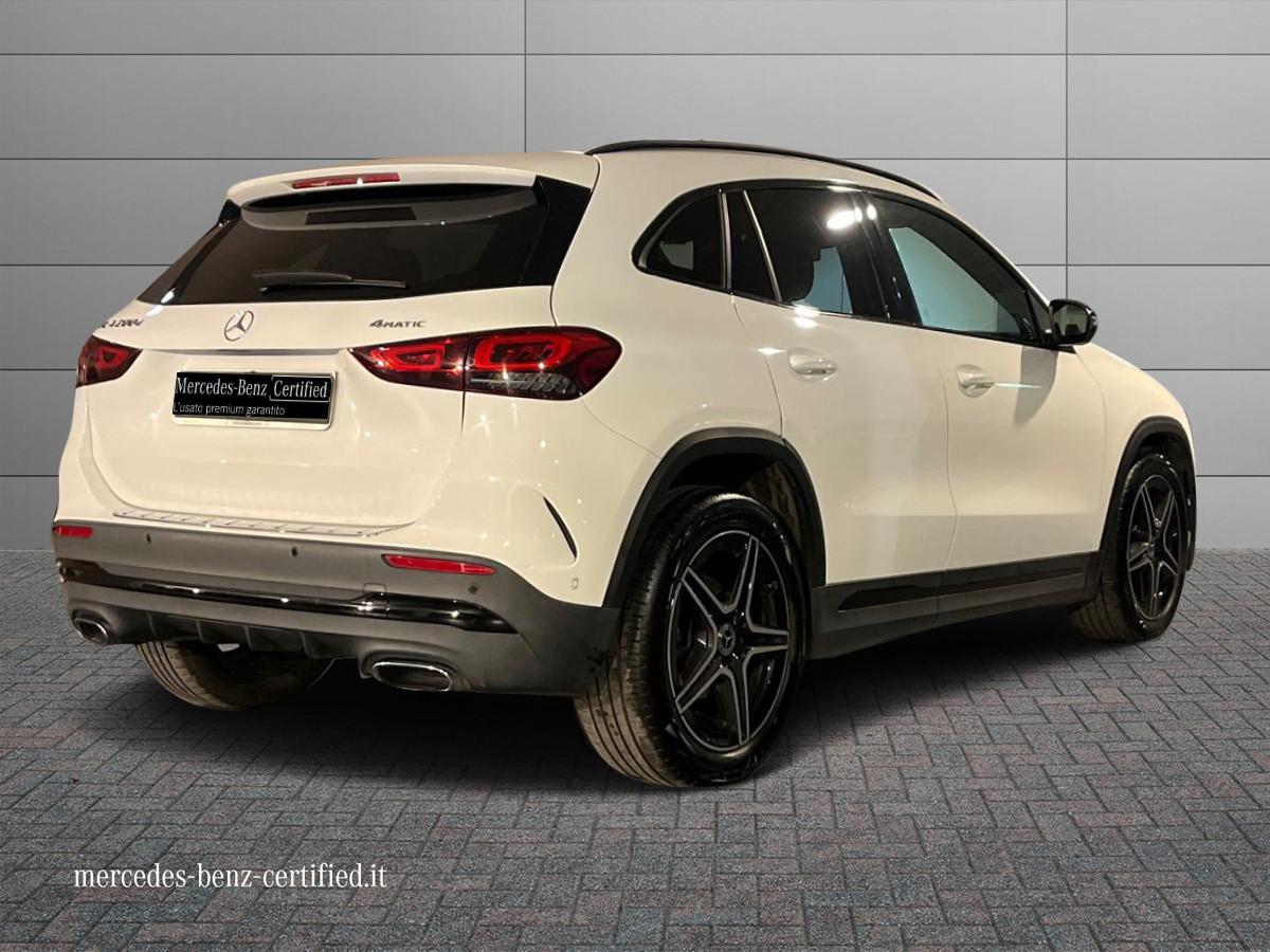 Mercedes-Benz GLA 200 d Premium auto