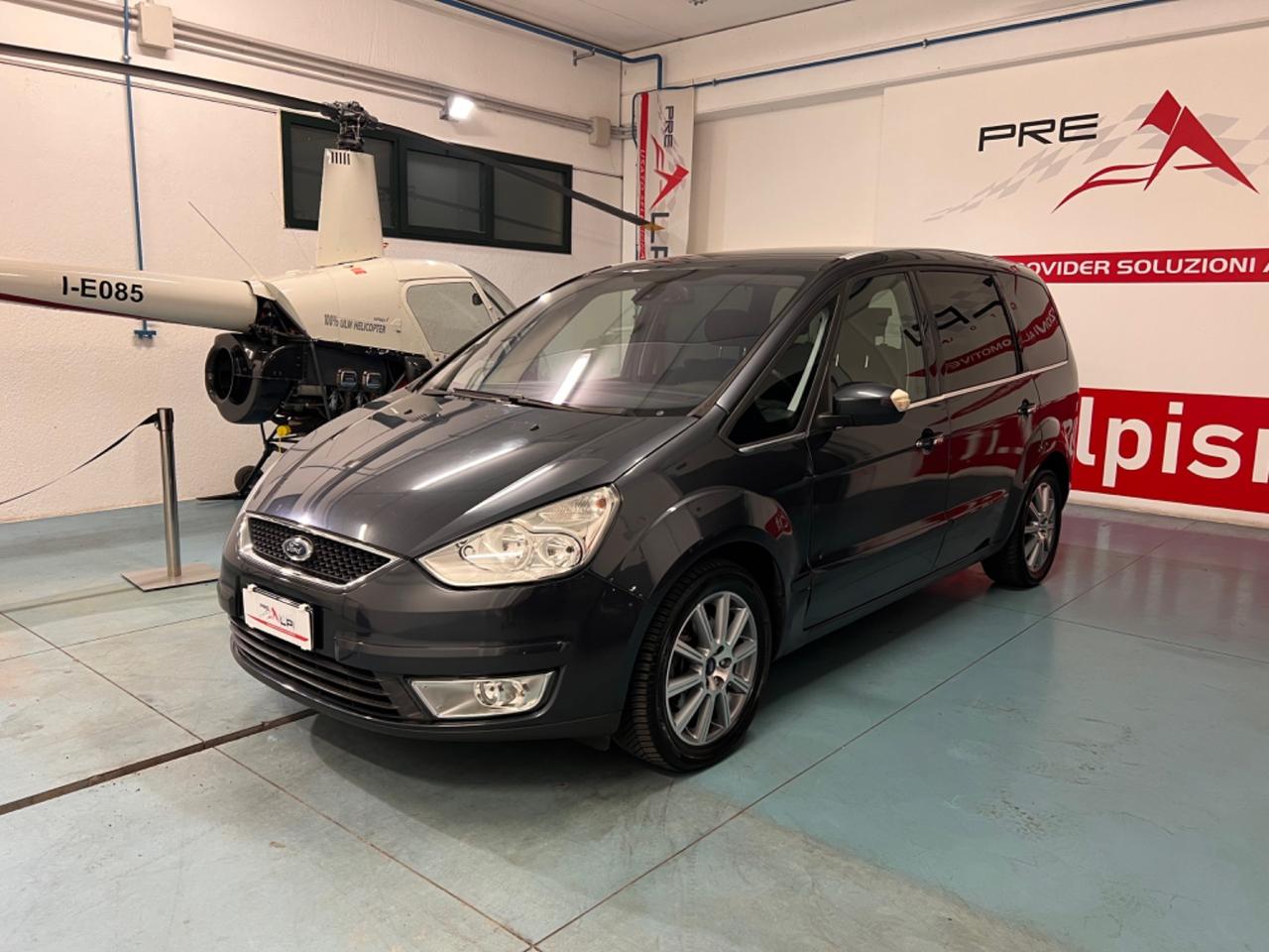 Ford Galaxy 2.0 TDCi 140 CV Ghia DPF