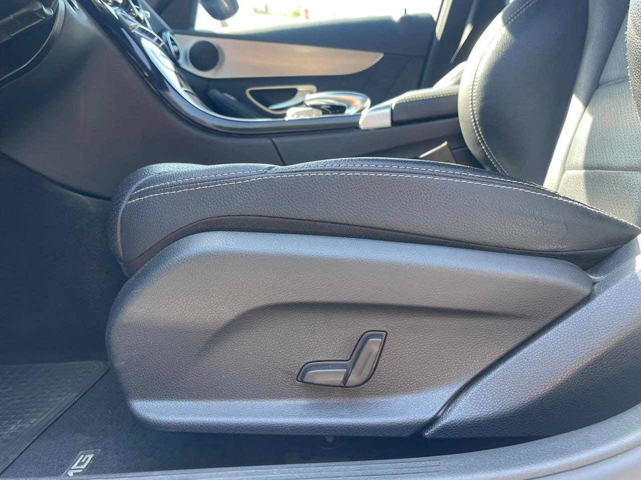 Mercedes-Benz C 220 D Premium #12031