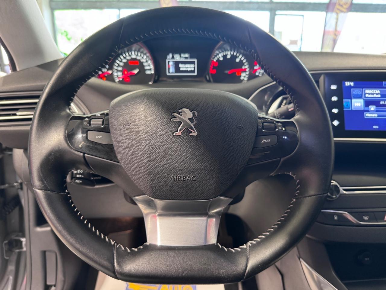 Peugeot 308 BlueHDi 120 S&S EAT6 GT Line 129000 KM