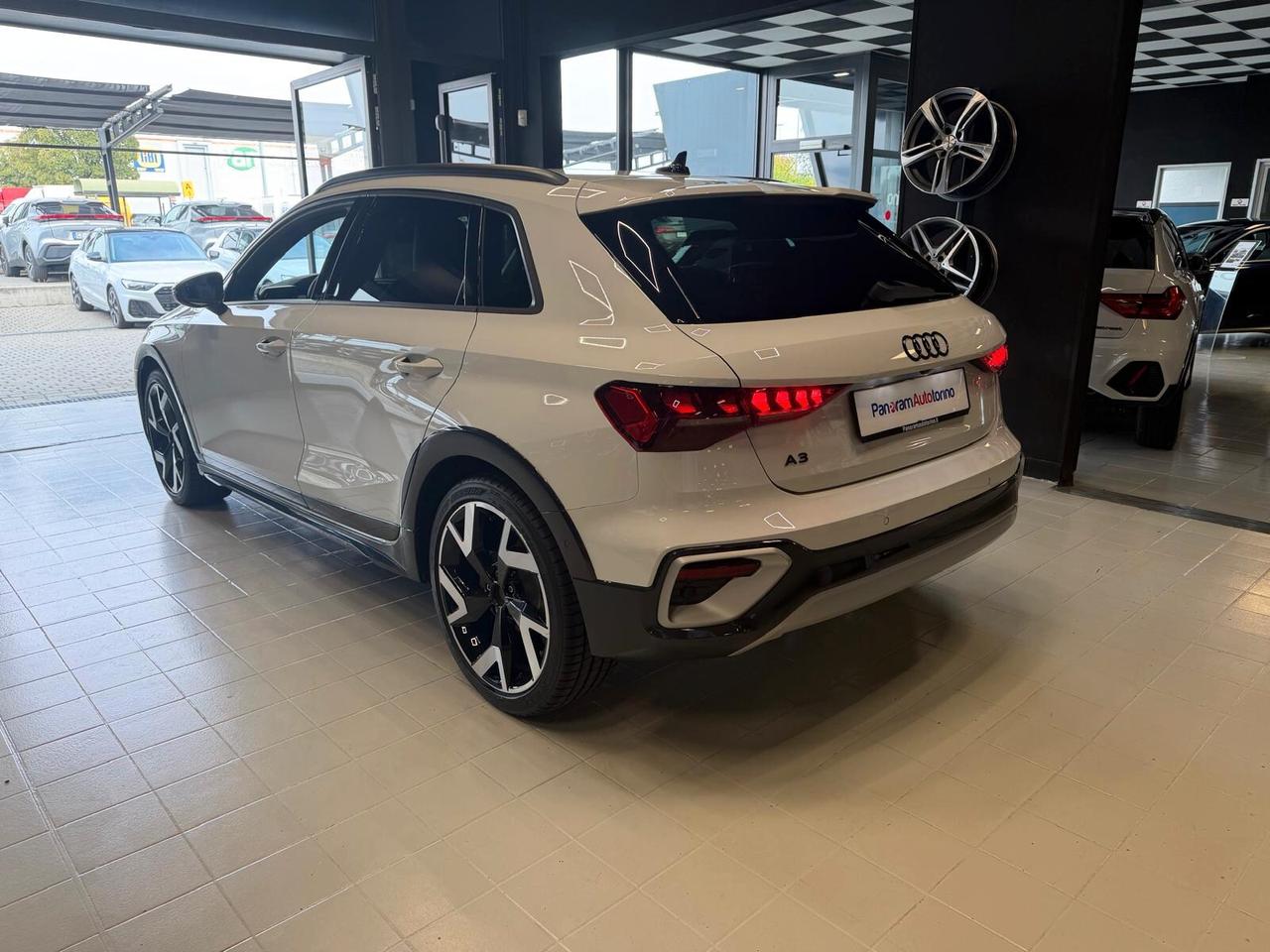 AUDI A3 4ª serie A3 allstreet 35 TFSI S tronic...