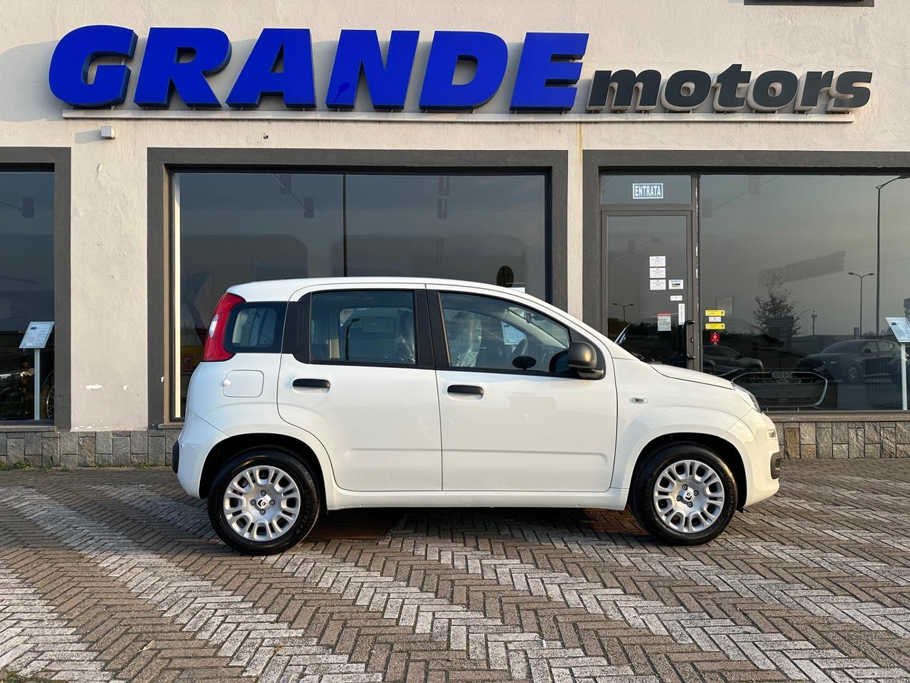 Fiat Panda 1.0 FireFly S&S Hybrid KM ZERO