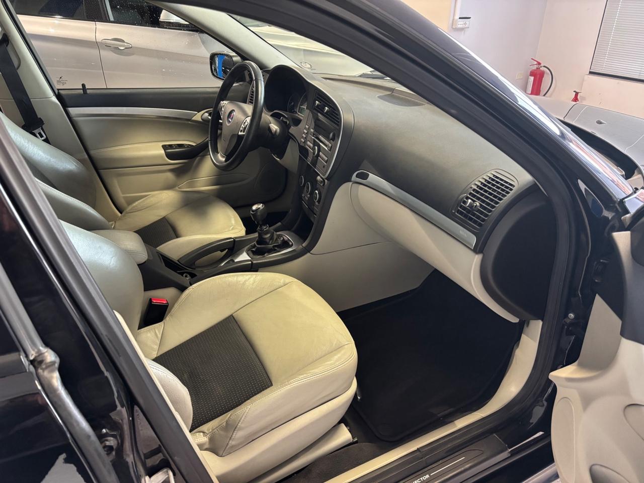 Saab 9-3 Sport Sedan 1.9 TiD 16V Vector