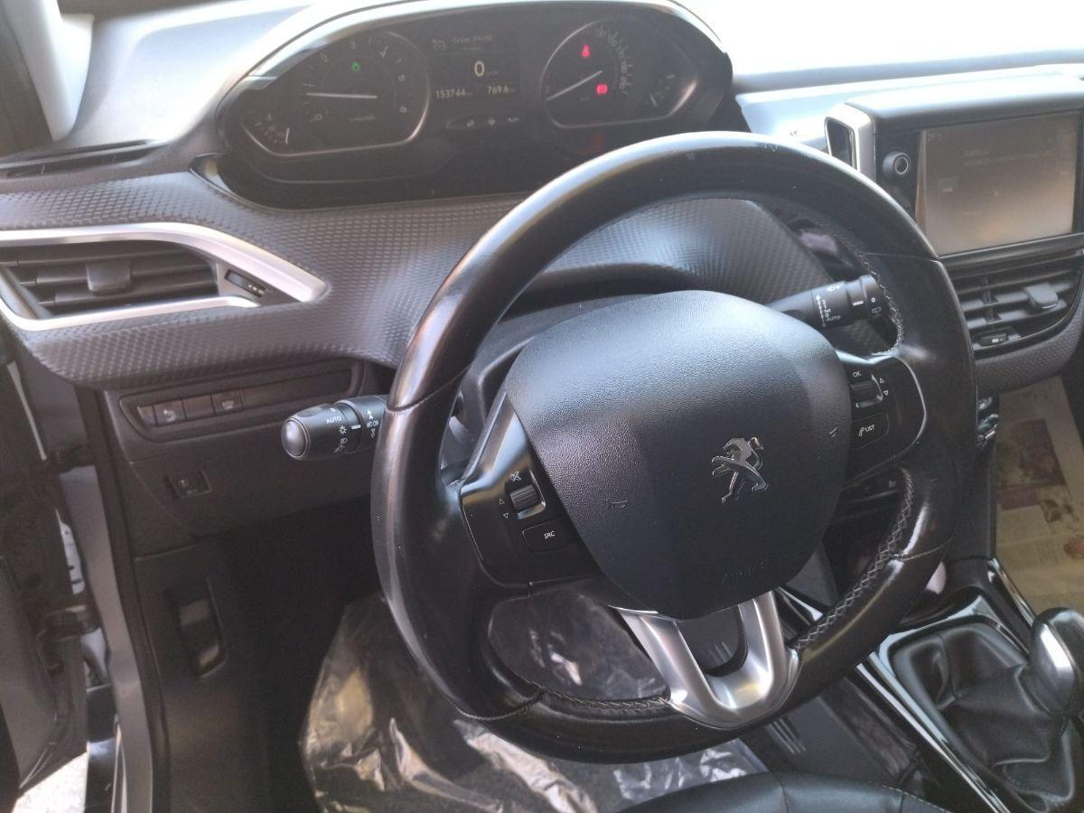PEUGEOT 2008 BlueHDi 100 Allure NAV/SENS.