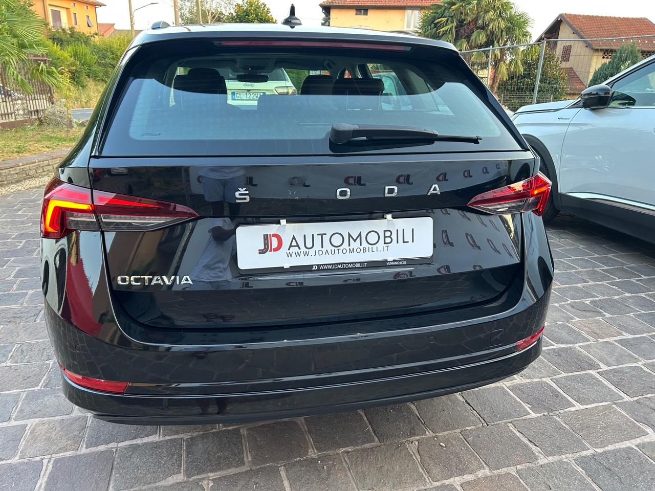 Skoda Octavia 2.0 TDI EVO cambio automatico