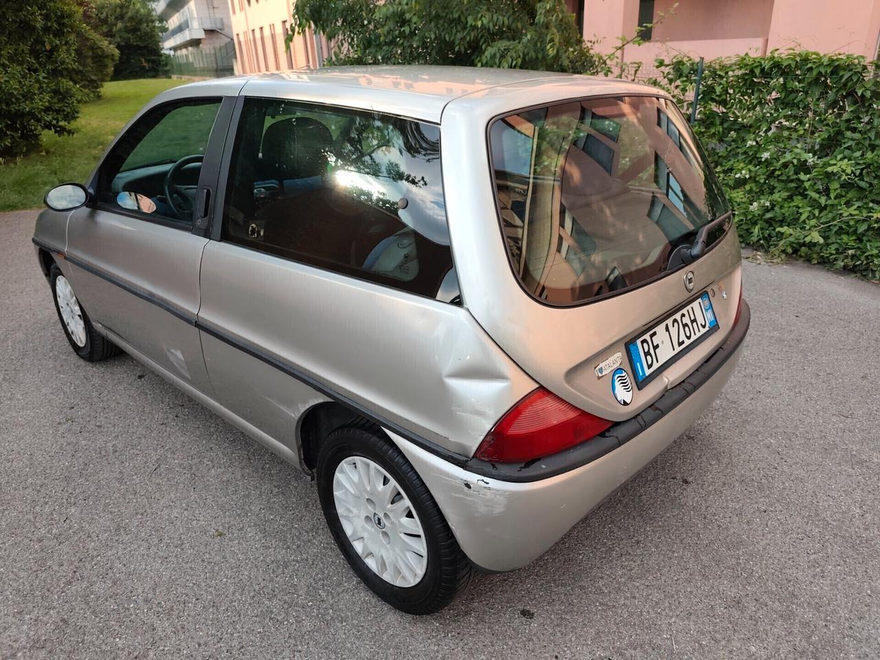 Lancia Y 1.2i cat LS