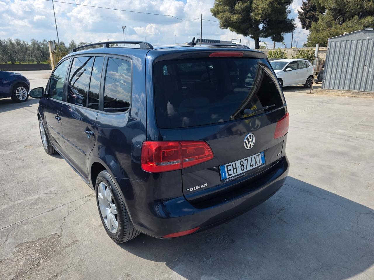 Volkswagen Touran 1.6 TDI HIGHLINE - 2011 7 POSTI