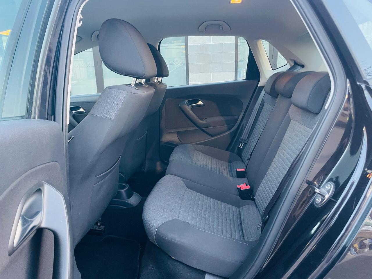 Volkswagen Touran 1.6 TDI bluemotion