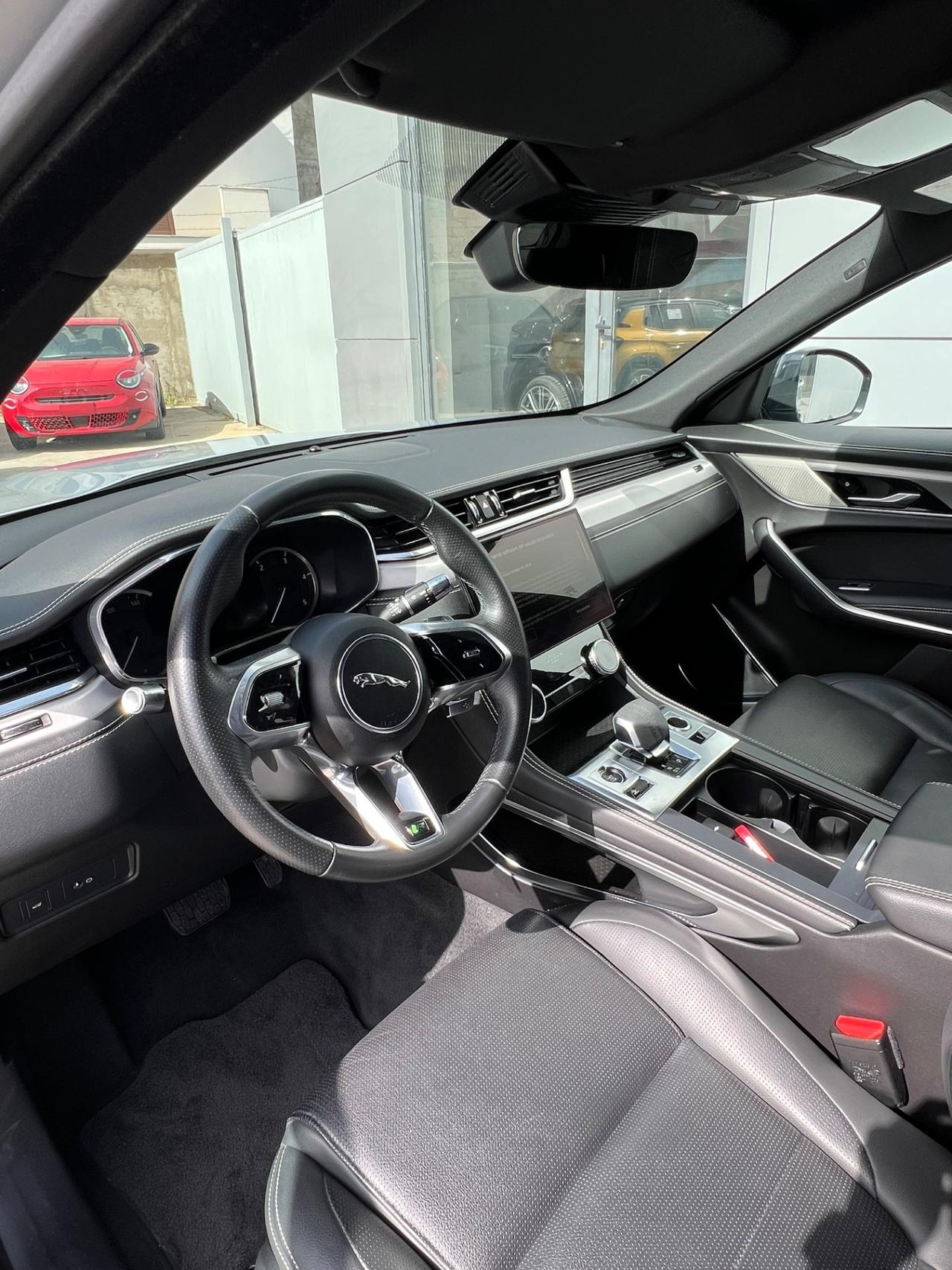 Jaguar F-Pace R-Dynamic S awd possibilità noleggio no scoring