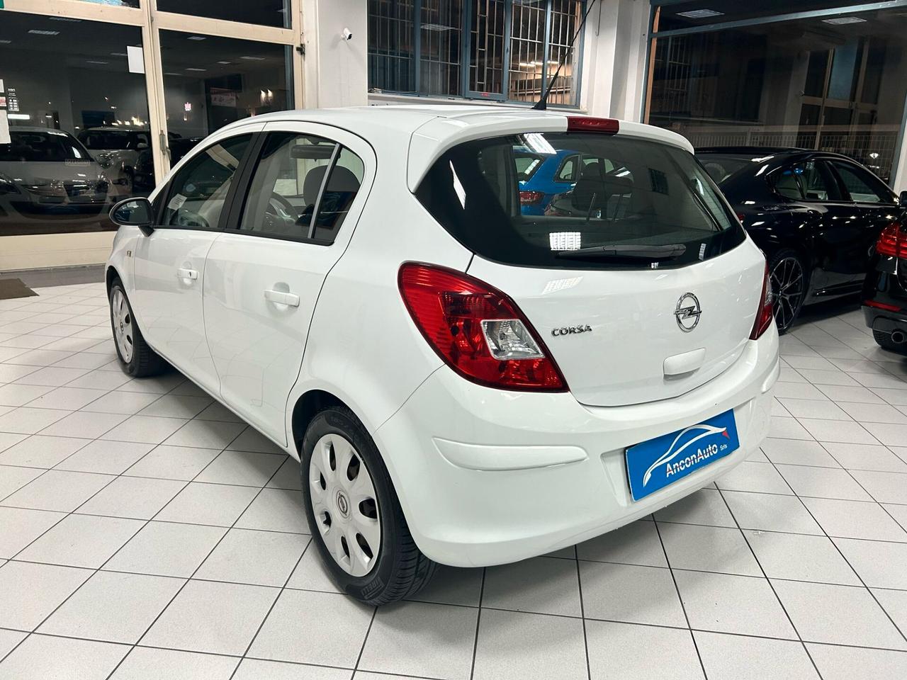 OPEL CORSA 1.2B X NEOPATENTATI 76.000KM 2011